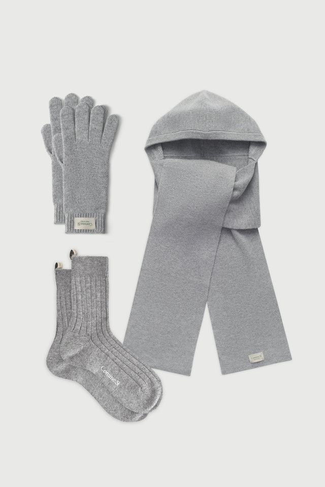 The Cashmere Knit Accessories Set